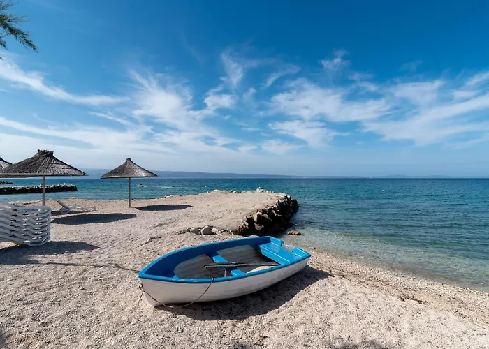 Jerkan 12 By Interhome