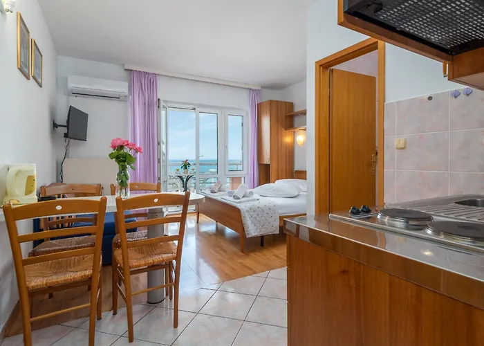 Jerkan 12 By Interhome * Podstrana